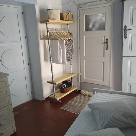 Apartment Aiolos Traditional House In